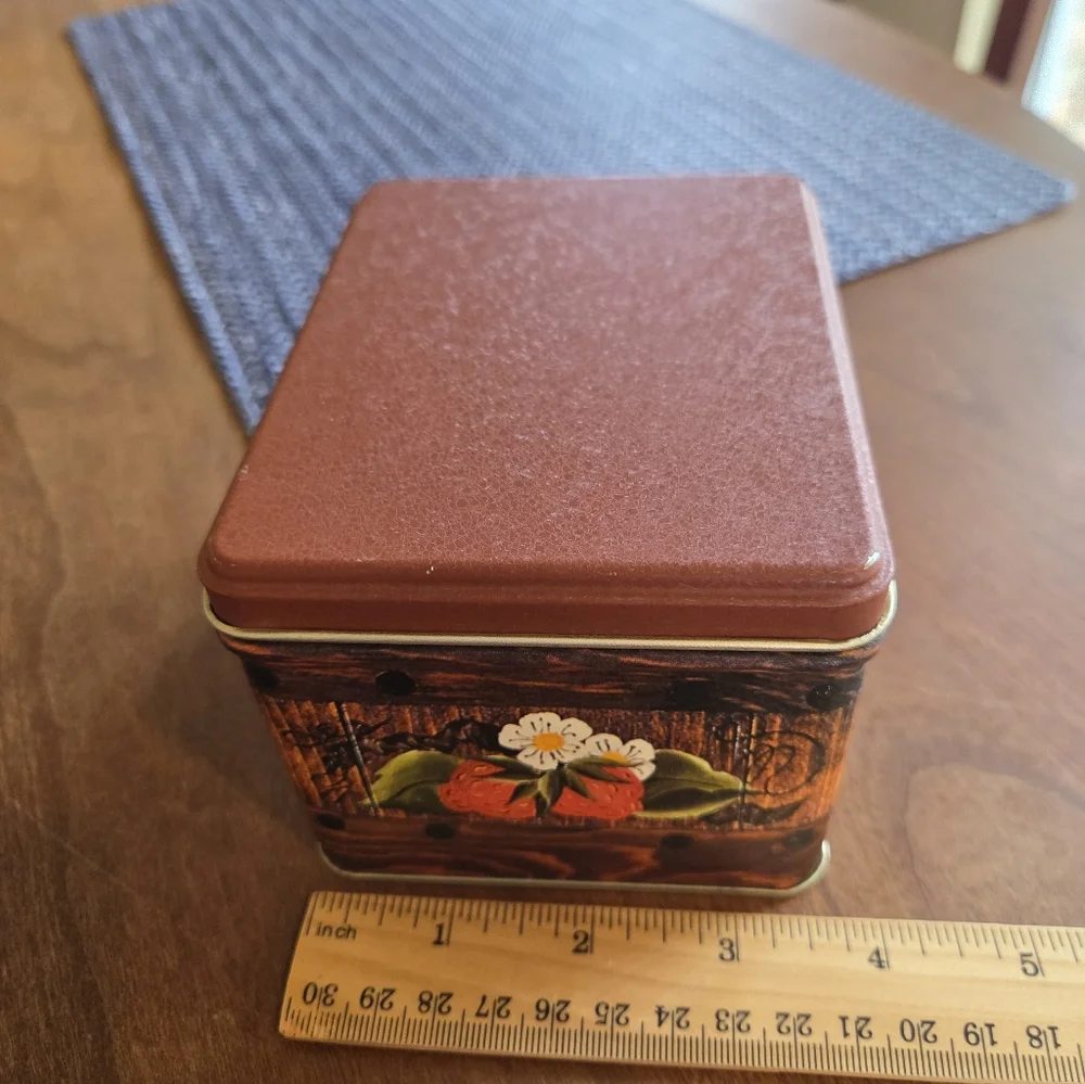 Vtg Tin With Strawberries & Blossoms With Faux Wood Background